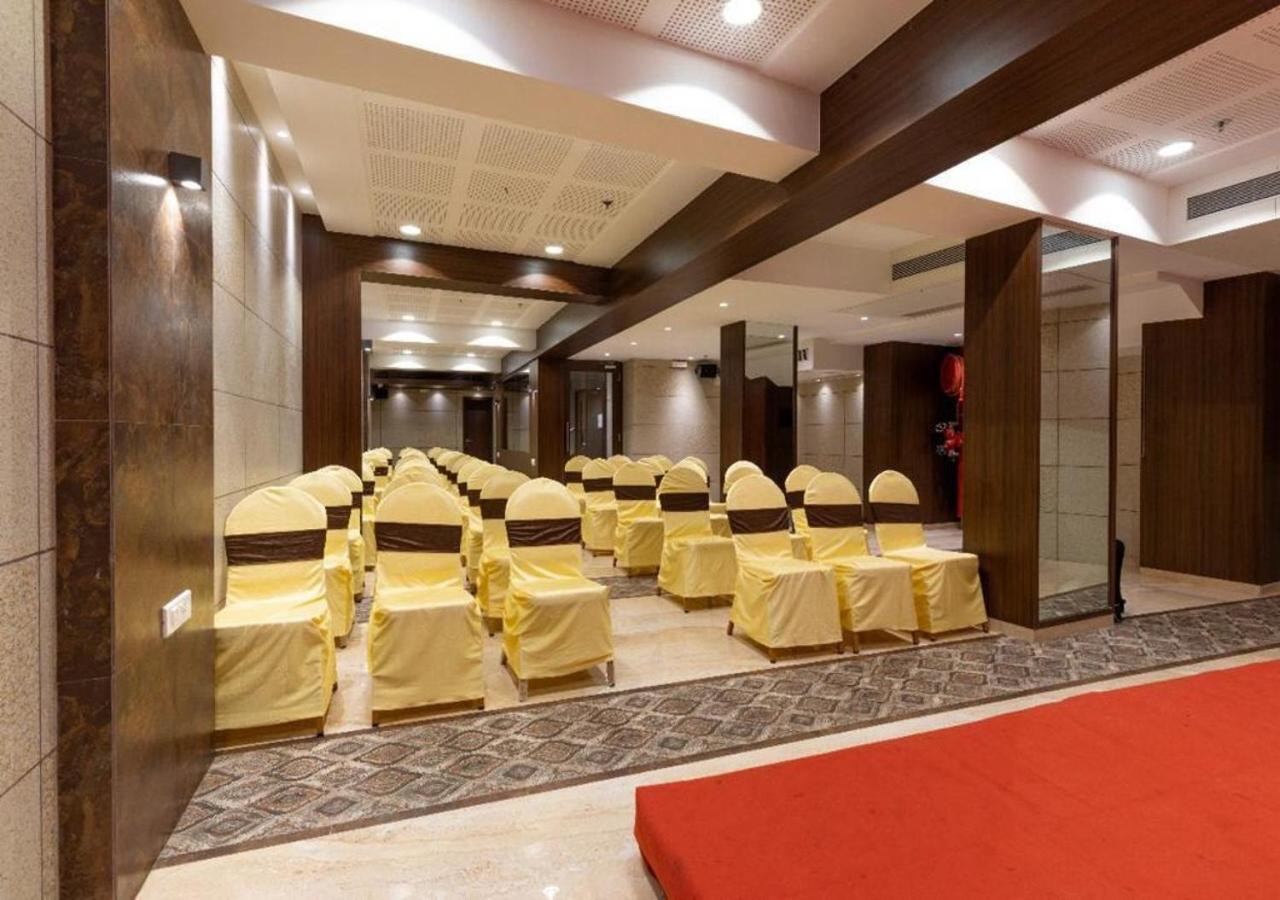 Hotel Laxvas Тхане Екстер'єр фото